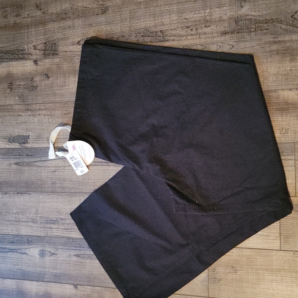 Urbane and Scrub Zone Black Scrub Pants - Picture 2 of 5